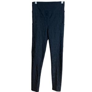 Twenty Montreal activewear black 3-D leggings medium
